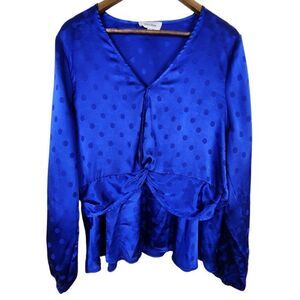 Lea And Viola Women's Electric Blue Long Sleeve
Blouse Size Medium